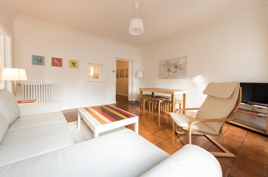 Apartamentos Madrid Centro W Dış mekan fotoğraf