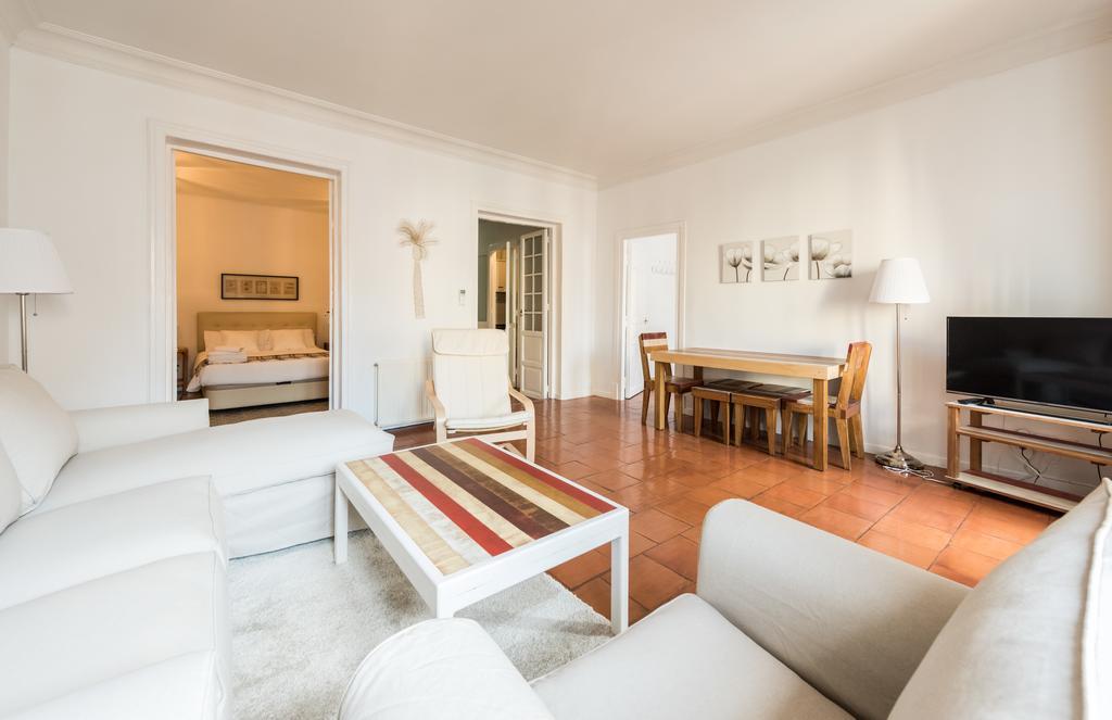 Apartamentos Madrid Centro W Dış mekan fotoğraf