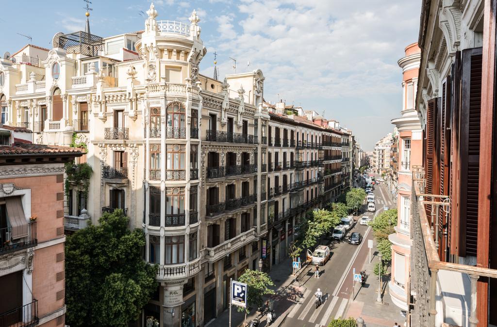Apartamentos Madrid Centro W Dış mekan fotoğraf