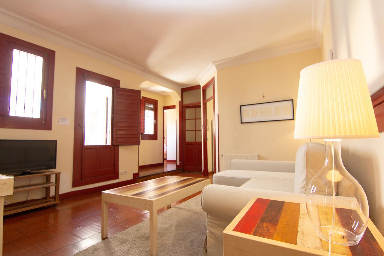 Apartamentos Madrid Centro W Dış mekan fotoğraf