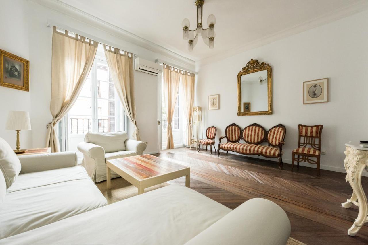 Apartamentos Madrid Centro W Dış mekan fotoğraf