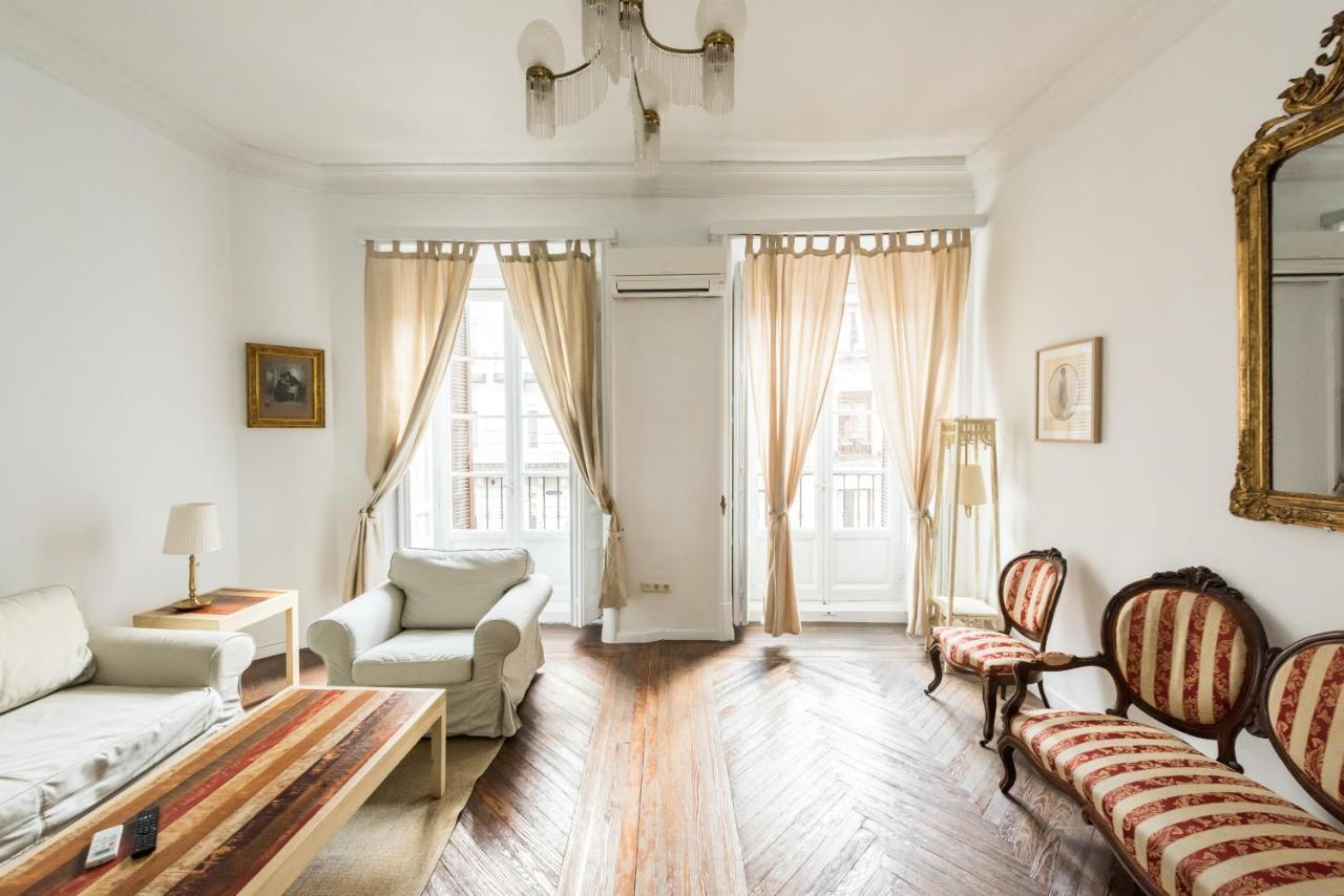 Apartamentos Madrid Centro W Dış mekan fotoğraf