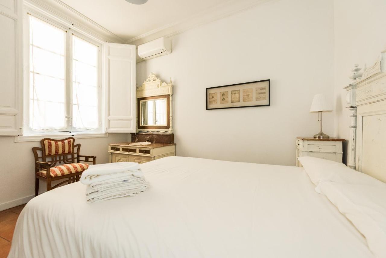 Apartamentos Madrid Centro W Dış mekan fotoğraf